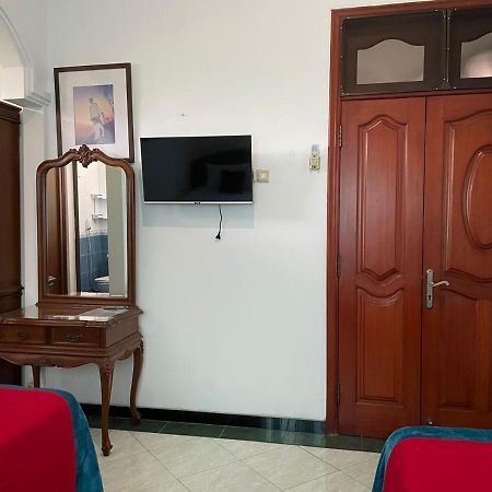 RedDoorz Syariah @ Karang Pilang Hotel Karangpilang Luaran gambar