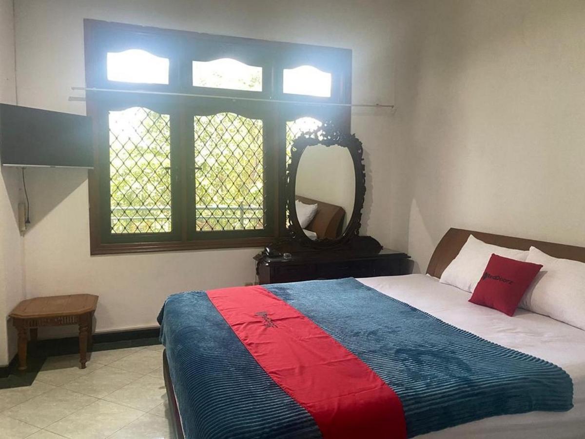 RedDoorz Syariah @ Karang Pilang Hotel Karangpilang Luaran gambar